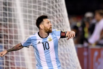 Penalti Messi Bawa Argentina Atasi Cile